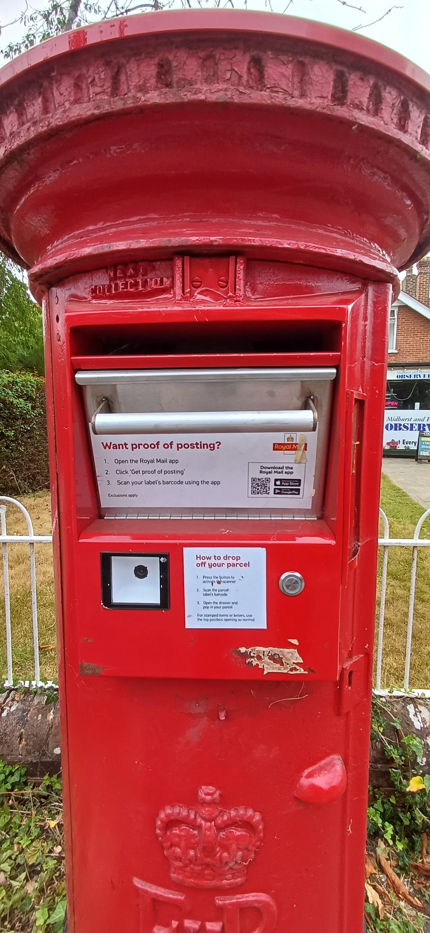 Petworth Road, Wisborough Green photo 2
