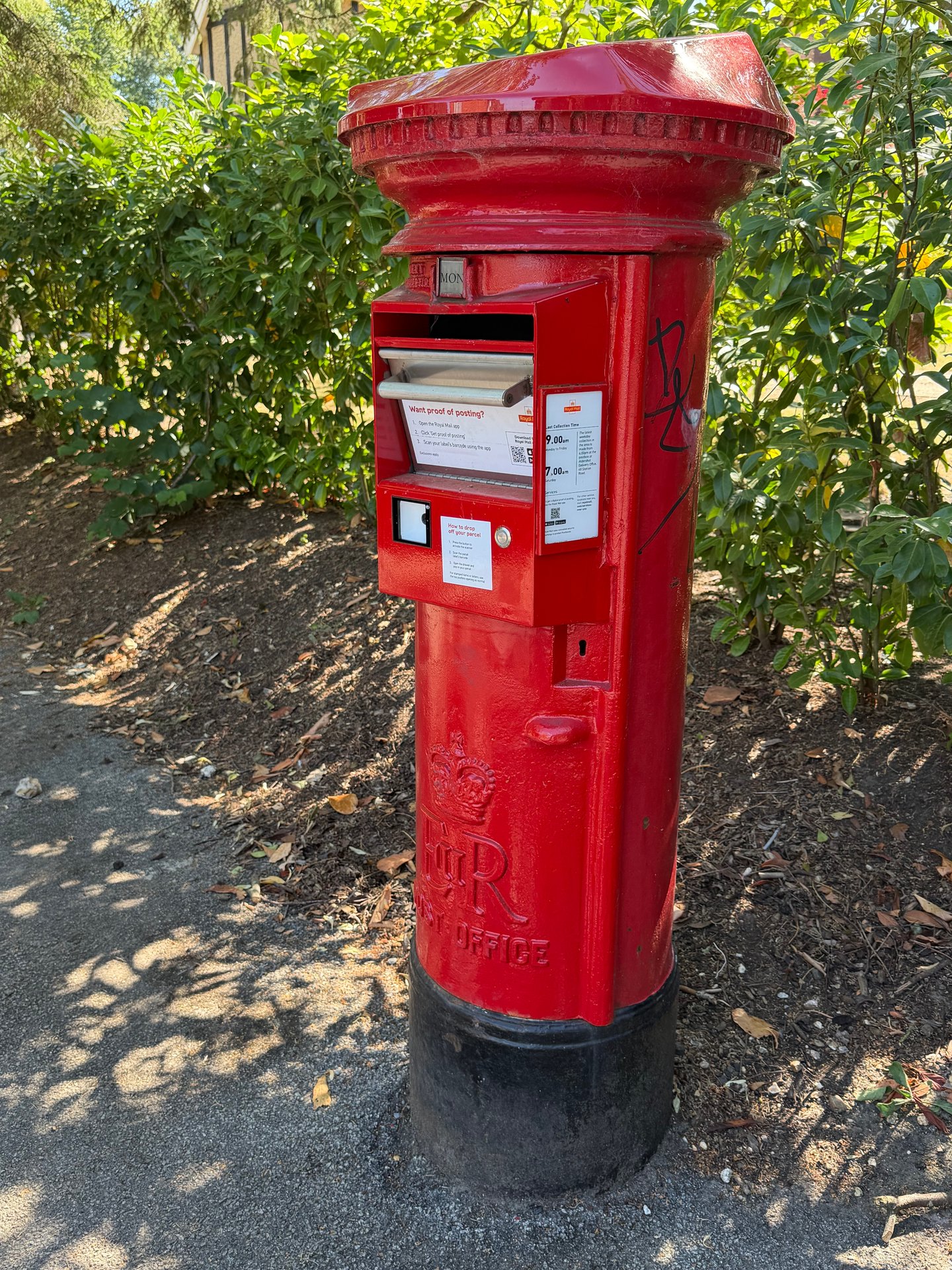 Chingford Avenue, Farnborough photo 2