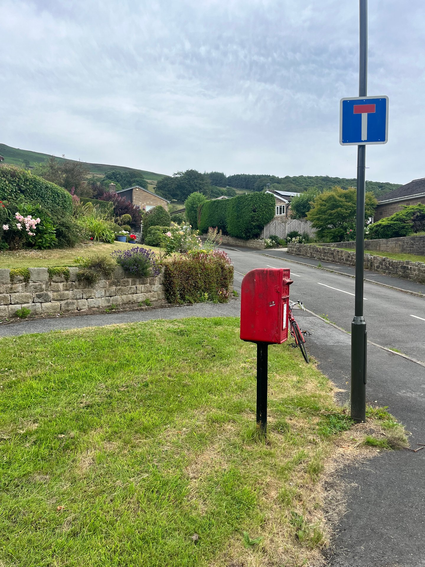 West Lees Road, Bamford photo 5