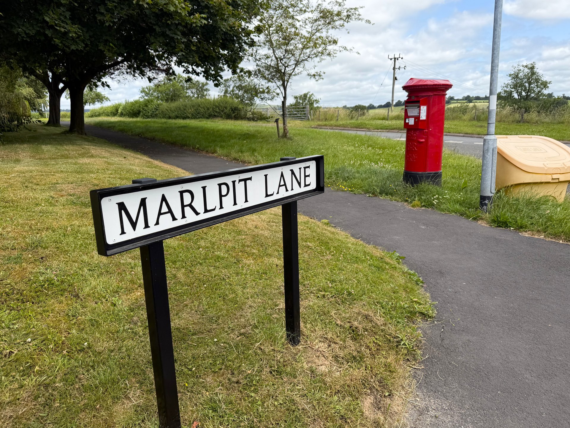 Marlpit Lane, Denstone photo 2