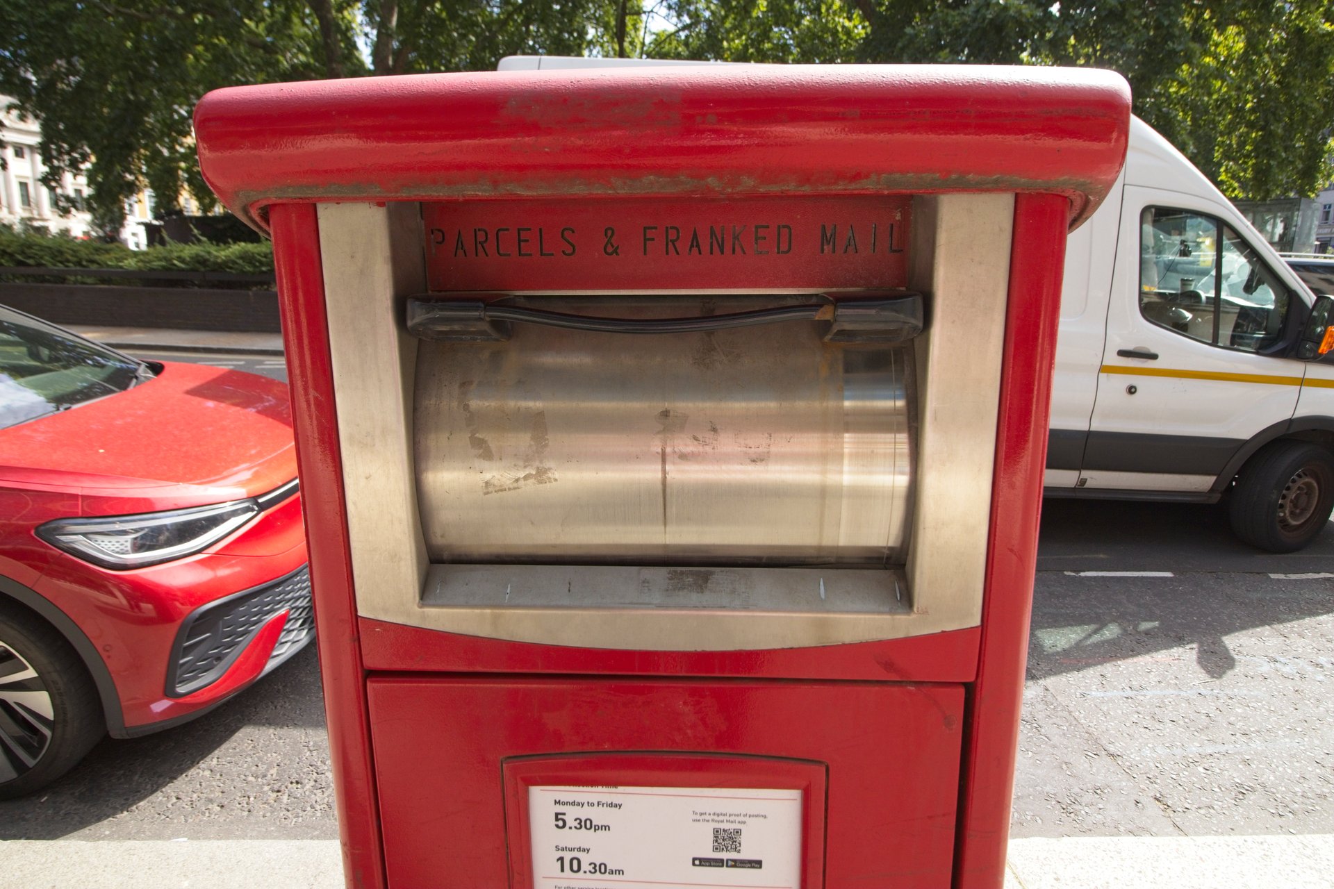 Cavendish Square, City of Westminster photo 2