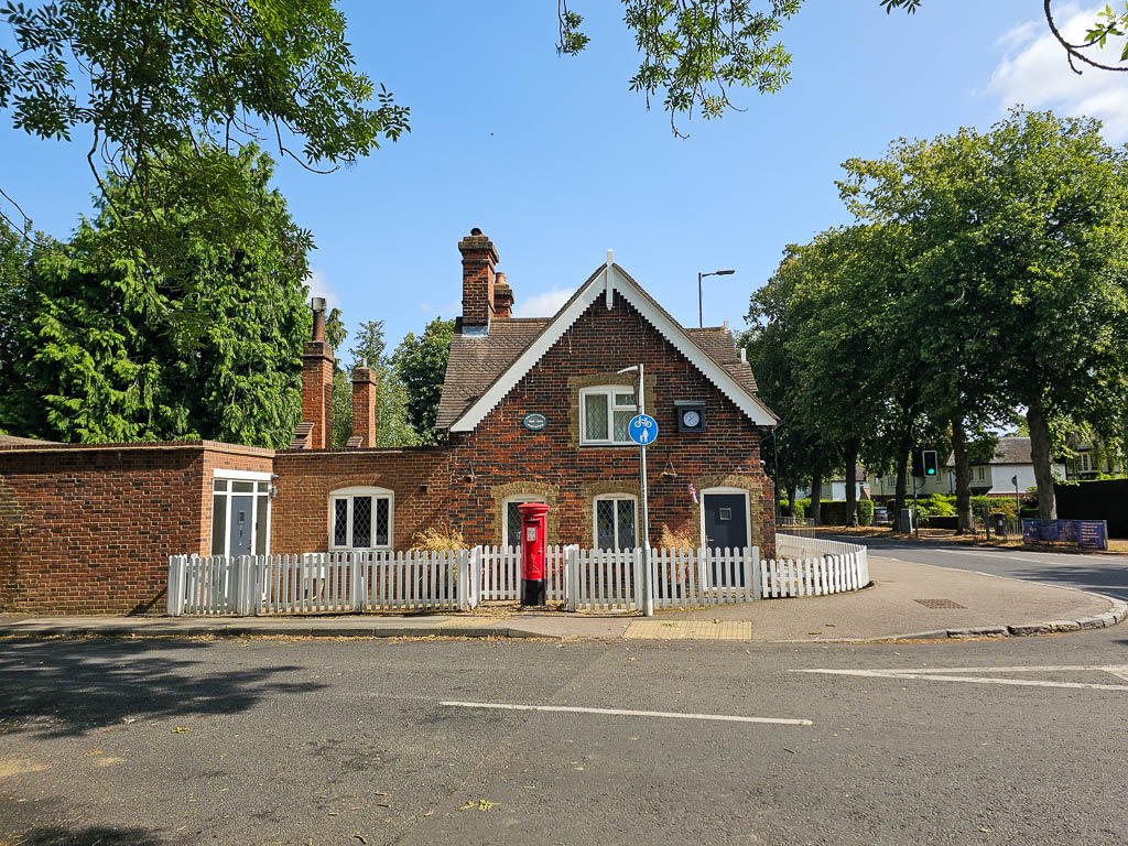 Spring Road, Letchworth Garden City photo 2