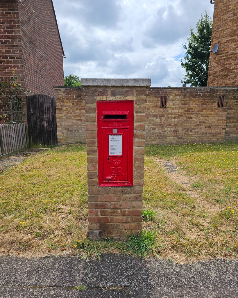 Tudor Way, Hertford photo 2