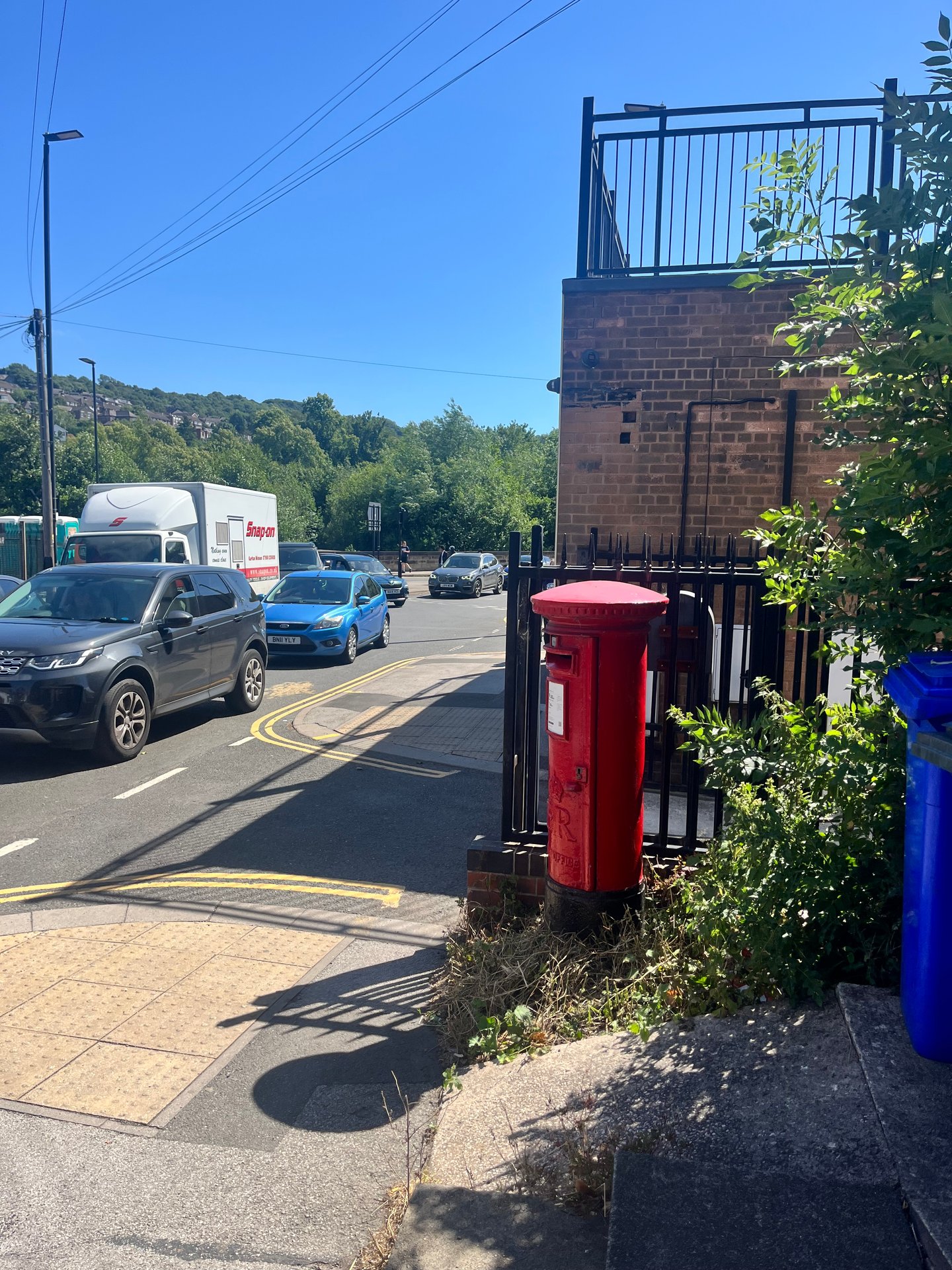 Loxley Road, Malin Bridge photo 7