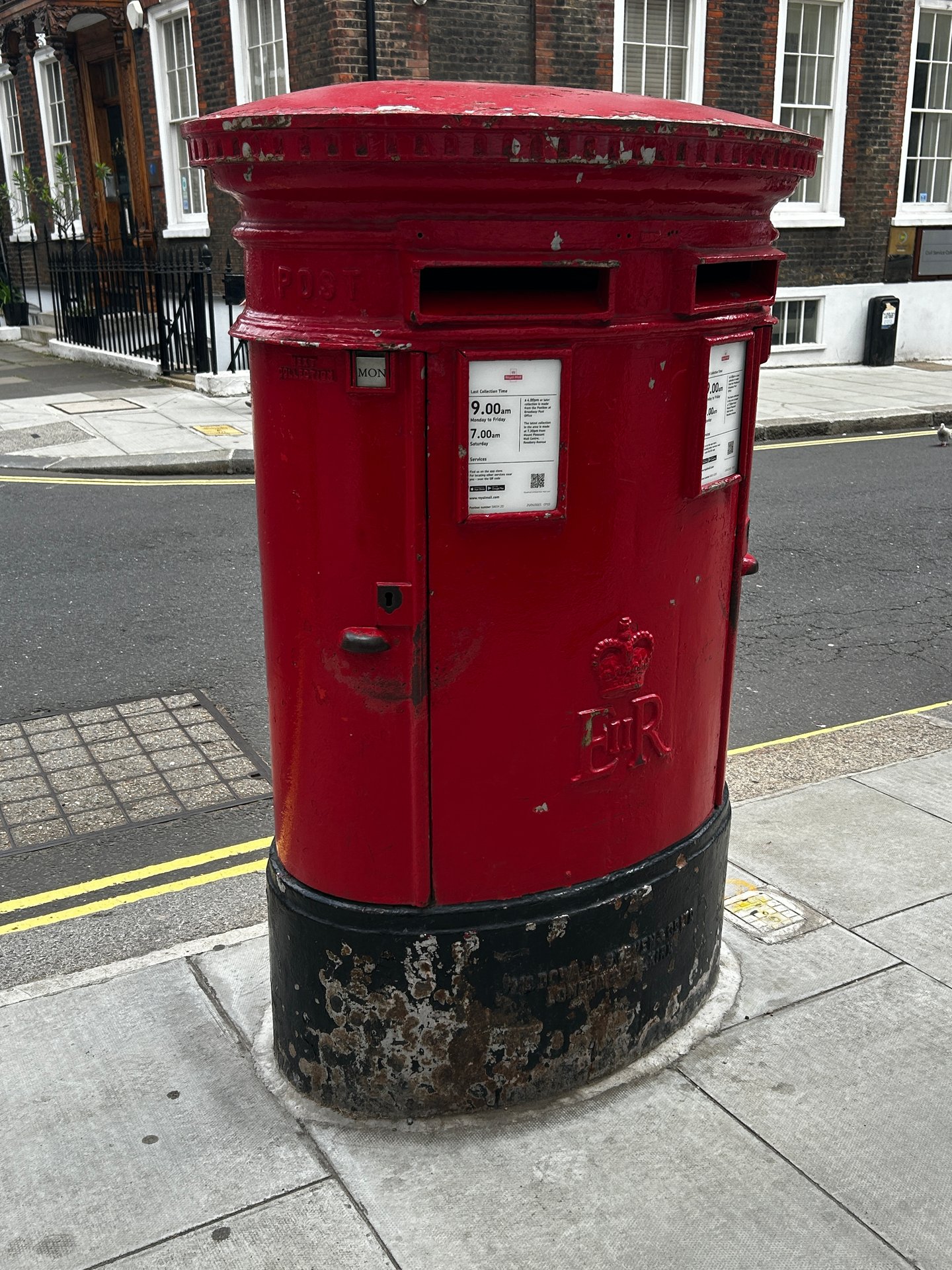 Queen Anne's Gate, City of Westminster photo 7