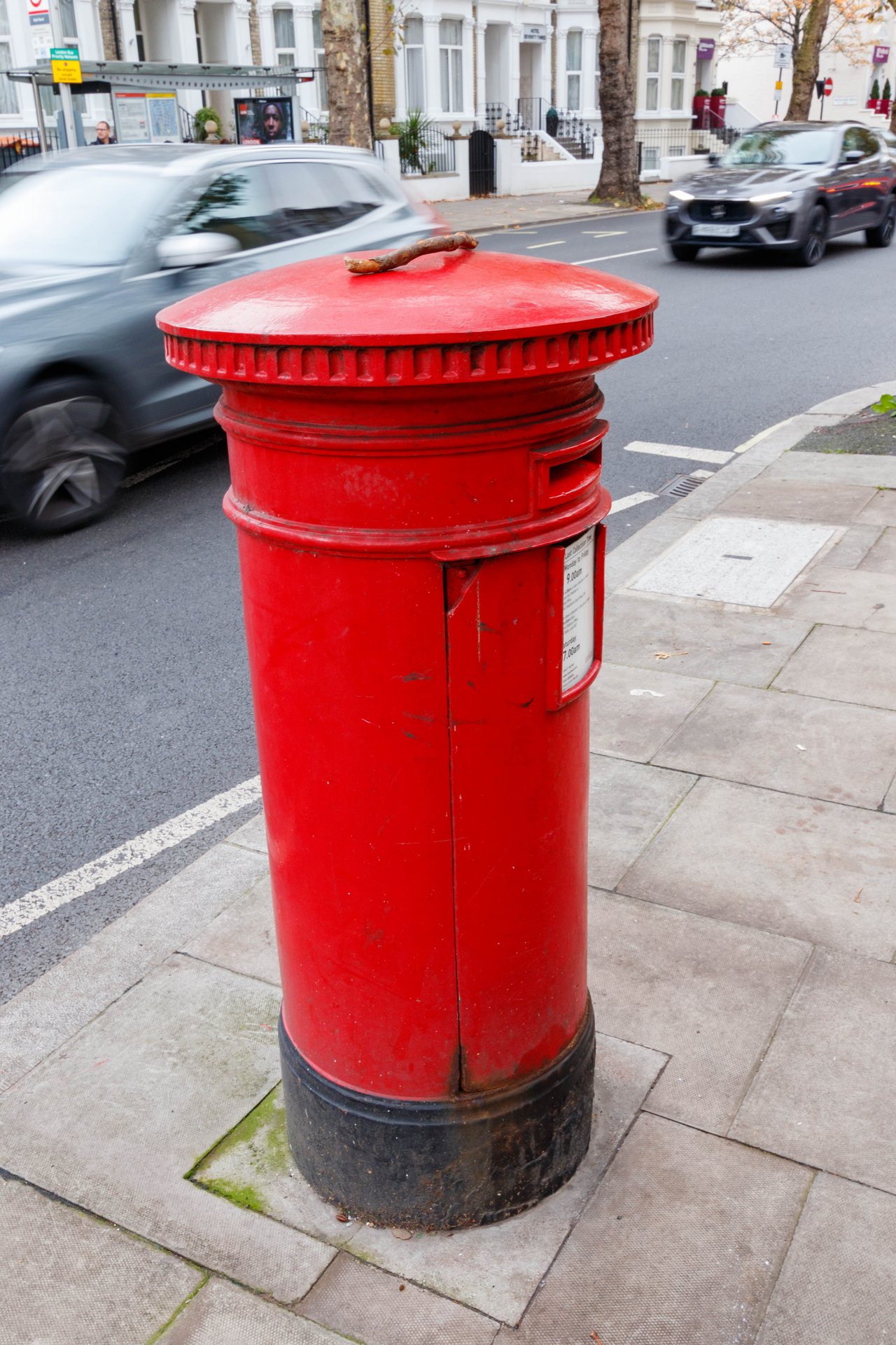 Allen Street, Greater London photo 2