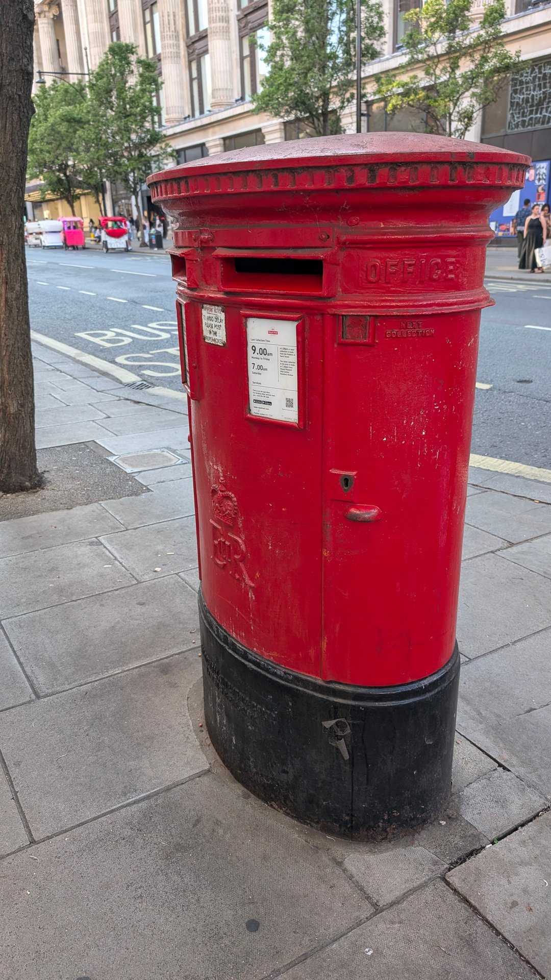 Oxford Street, City of Westminster photo 2