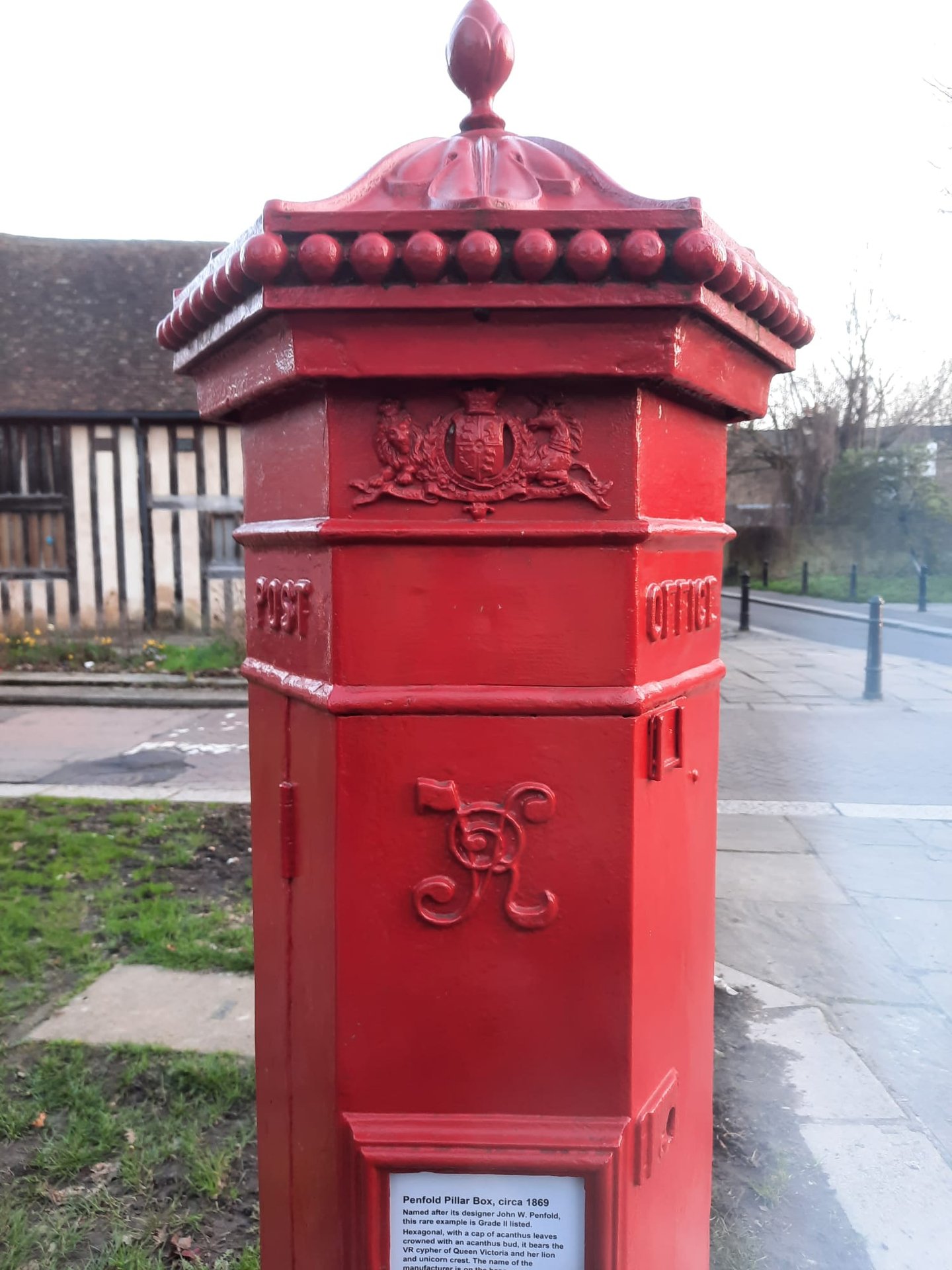 2 Church Lane, Greater London photo 3