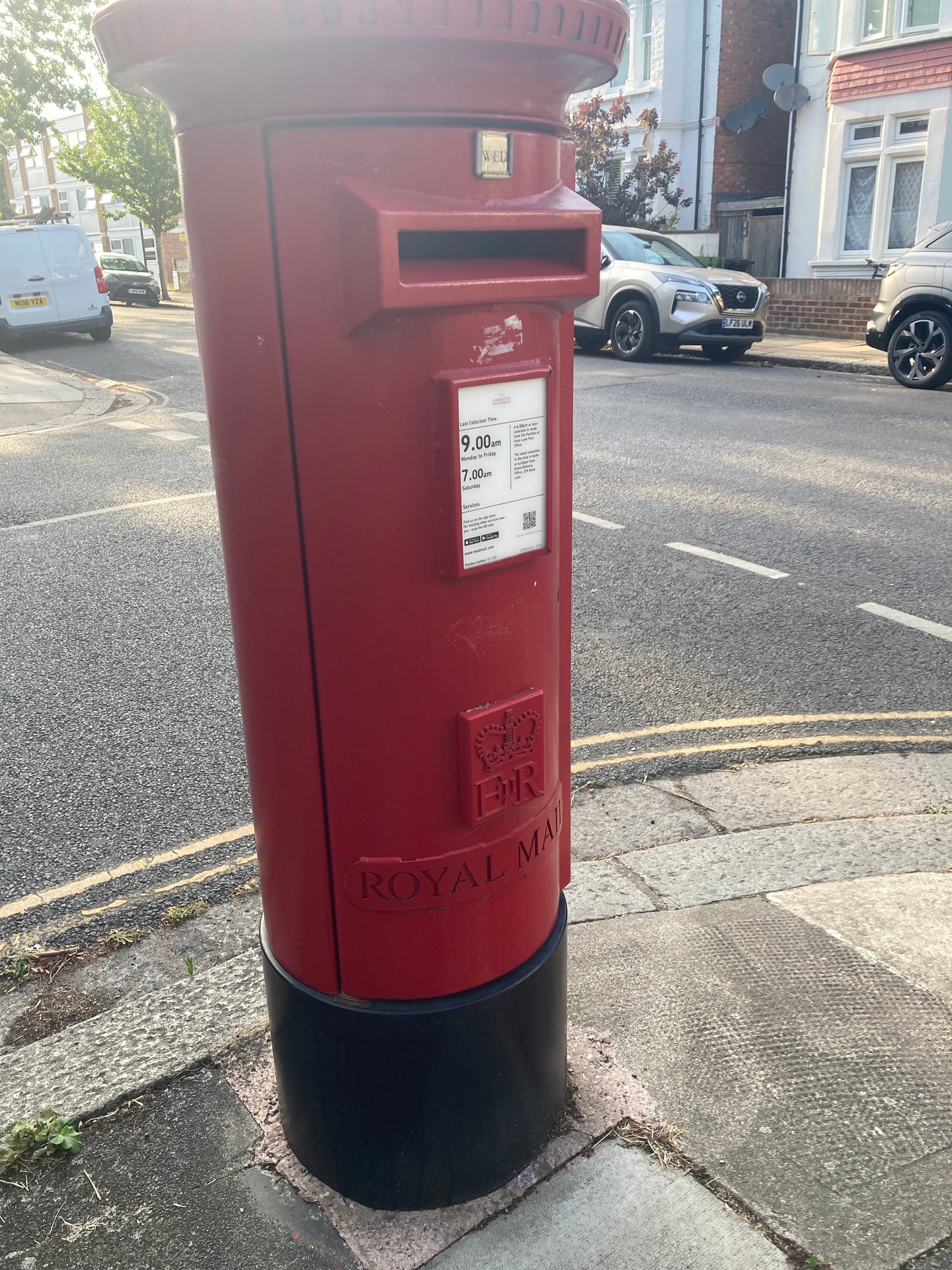 Julian Avenue, Greater London photo 3